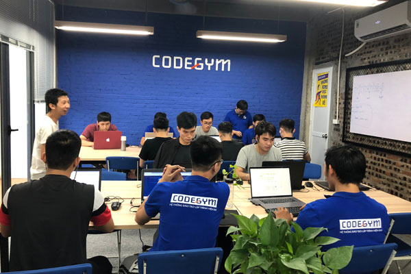 Nên học lập trình ở trung tâm nào