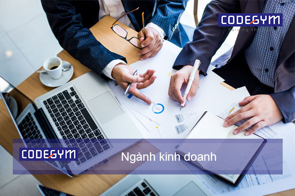 Học nghề gì hot nhất hiện nay