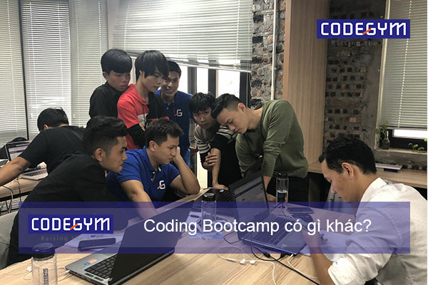 Coding-Bootcamp-co-gi-khac
