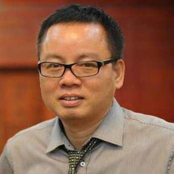 Tiến sĩ Hồ Tường Vinh