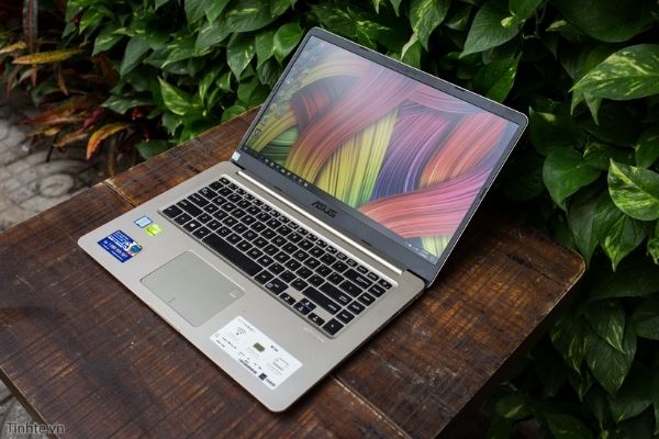 laptop cho sinh viên