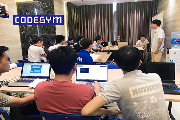 khoa-hoc-may-tinh-va-cong-nghe-thong-tin-1