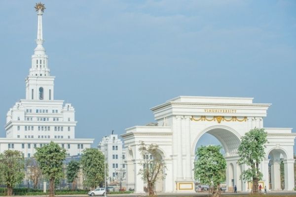 trường đại học có học phí cao