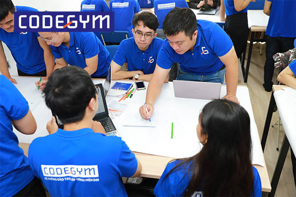 Học lập trình web tại CodeGym