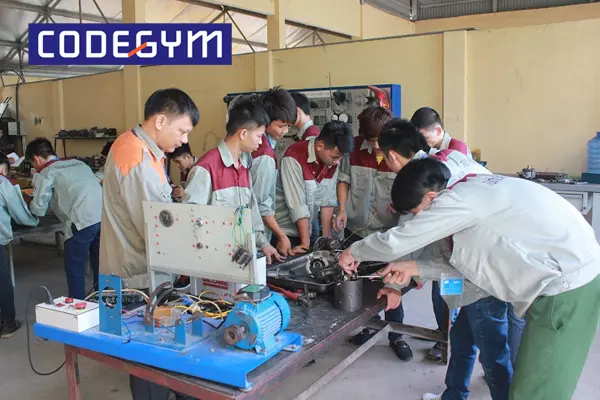 Nên chọn học nghề theo đam mê