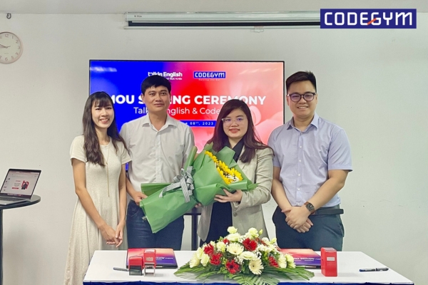 CodeGym và Talkin English ký kết thỏa thuận hợp tác