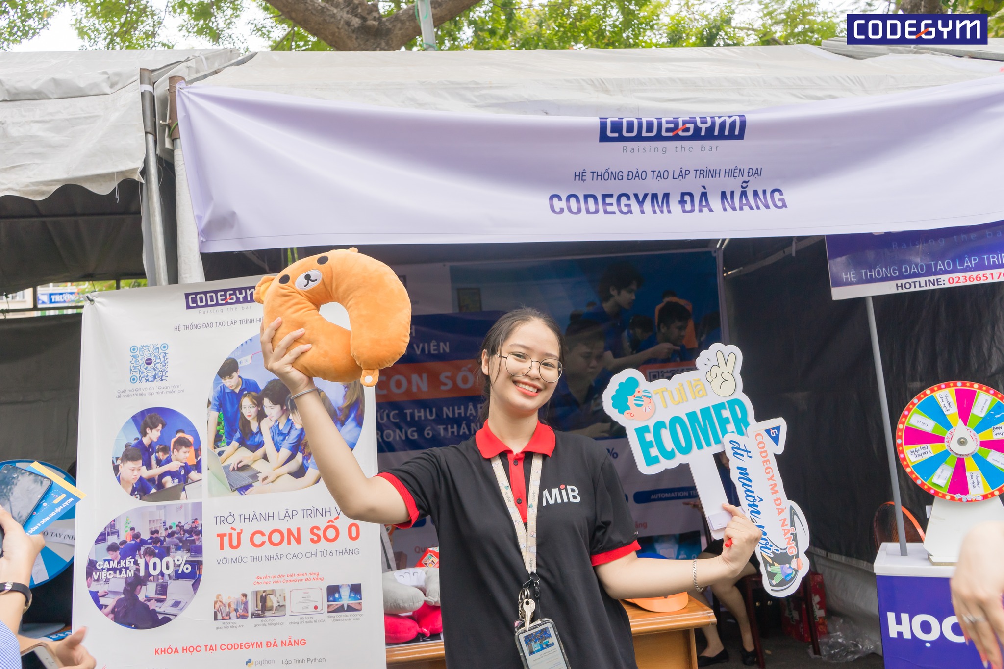 CodeGym Đà Nẵng chào đón Tân sinh viên Trường Đại học Kinh tế