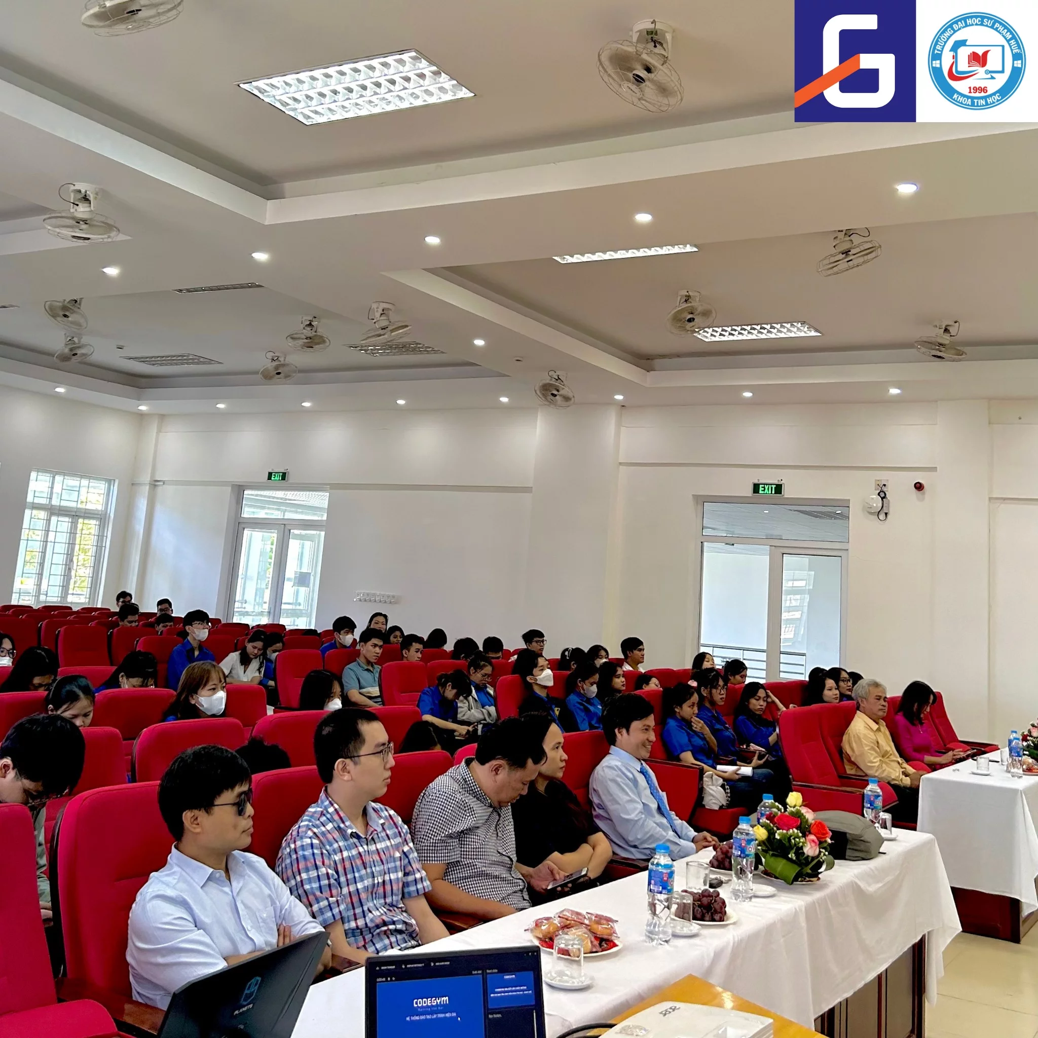 Trao Học bổng CodeGym Huế