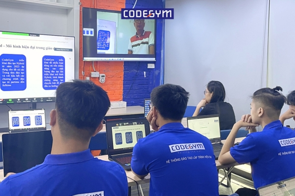 CodeGym khai giảng