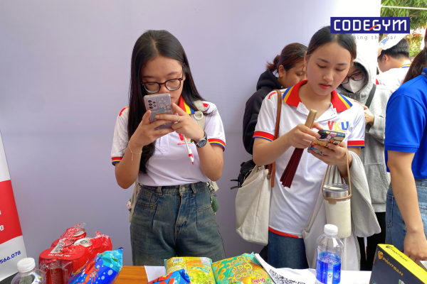 CodeGym "hòa tan" cùng VKU Job Fair 2024