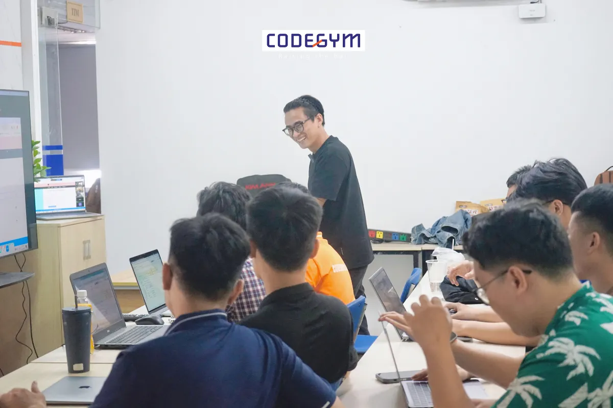 Tổng kết cuộc thi KHOE Festival 2024