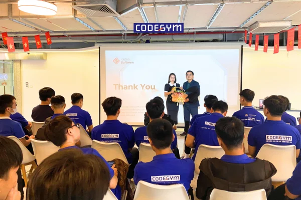 hoc-vien-codegym-trai-nghiem-tai-icetea-software