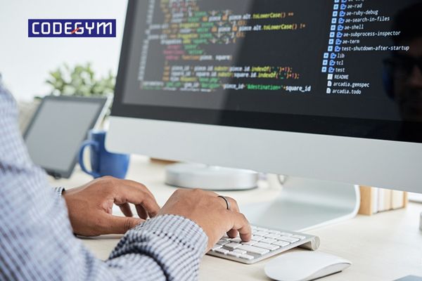 Sinh viên CNTT cần học gì trong kỷ nguyên AI 3